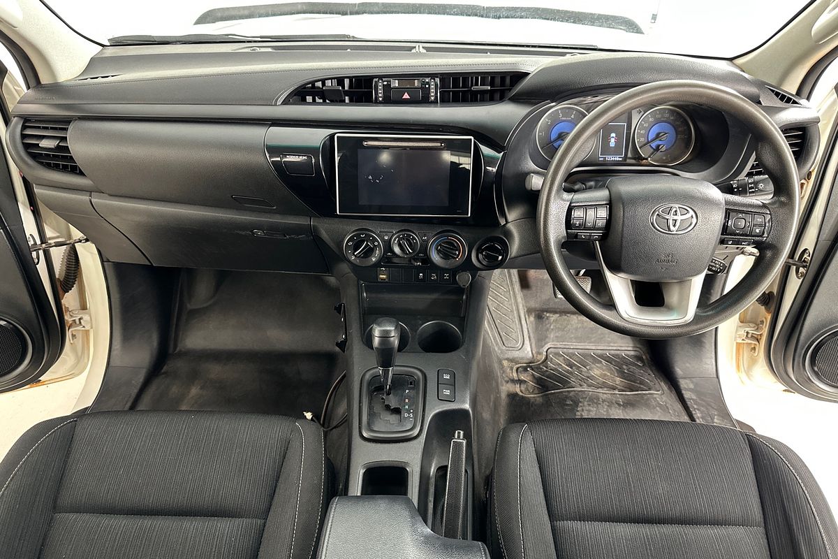 2020 Toyota HILUX SR (4x4) GUN126R MY19 UPGRADE 4X4