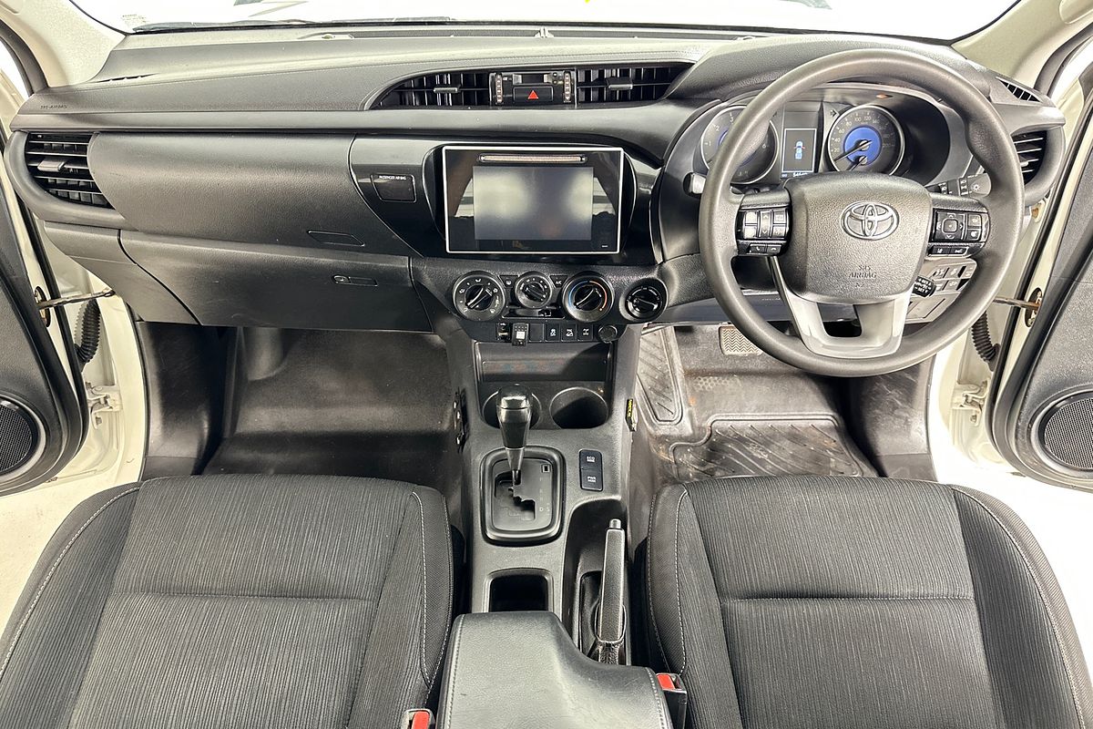 2020 Toyota HILUX SR (4x4) GUN126R MY19 UPGRADE 4X4