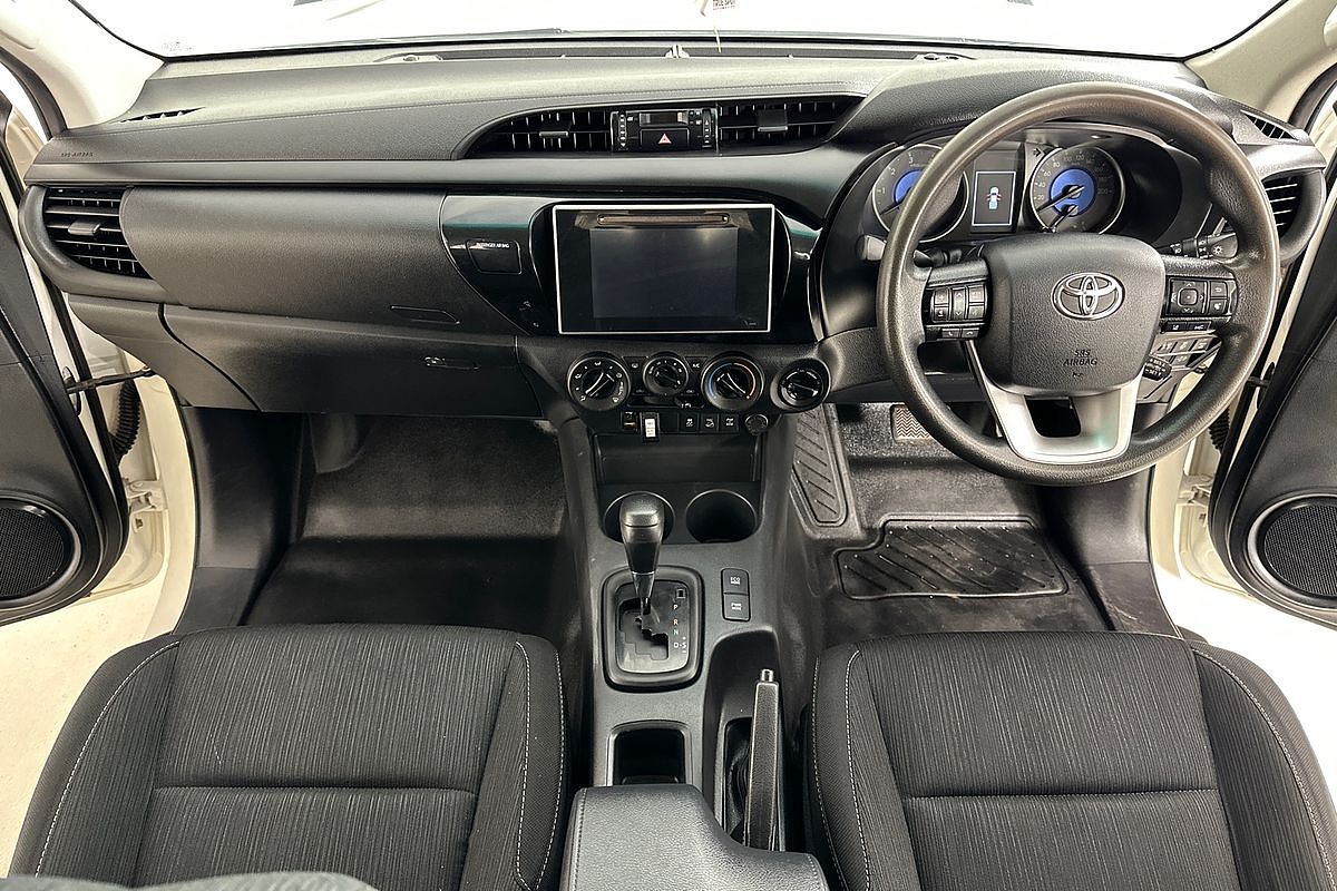 2020 Toyota HILUX SR (4x4) GUN126R MY19 UPGRADE 4X4