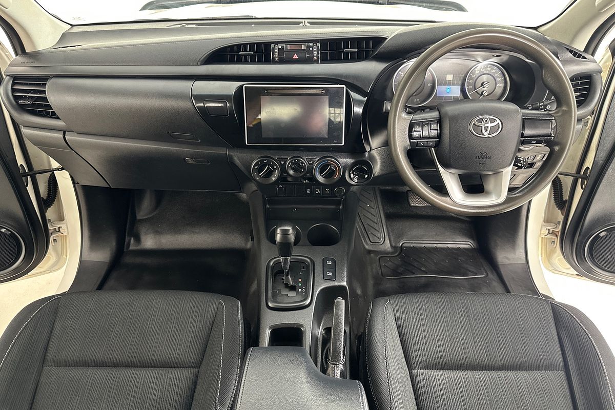2018 Toyota HILUX SR GUN126R 4X4