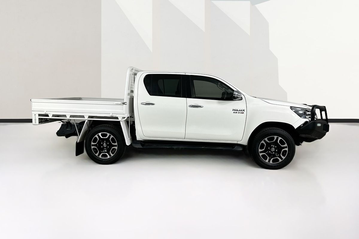 2021 Toyota HILUX SR5 (4x4) GUN126R FACELIFT 4X4