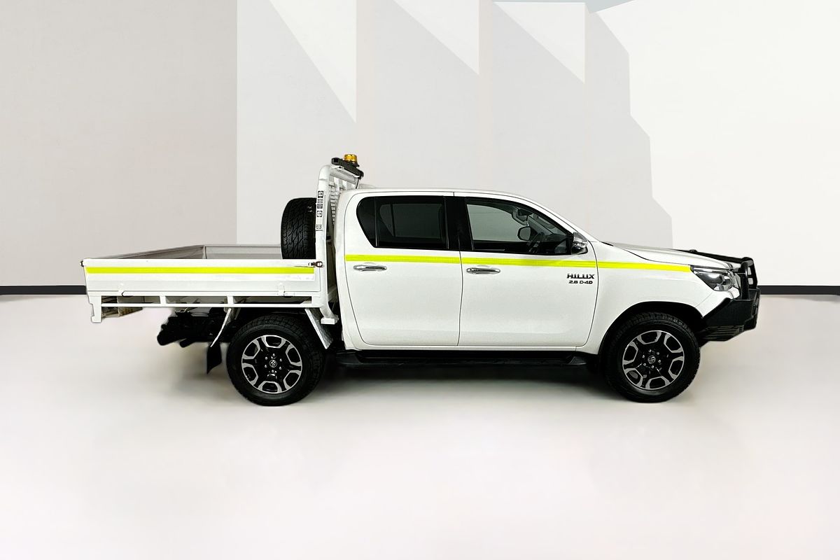2021 Toyota HILUX SR5 (4x4) GUN126R FACELIFT 4X4