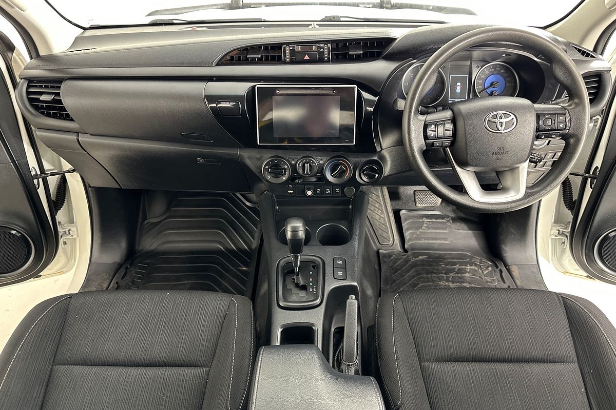 2020 Toyota HILUX SR (4x4) GUN126R MY19 UPGRADE 4X4