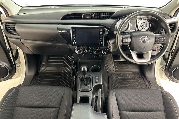 2021 Toyota HILUX SR (4x4) GUN126R 4X4