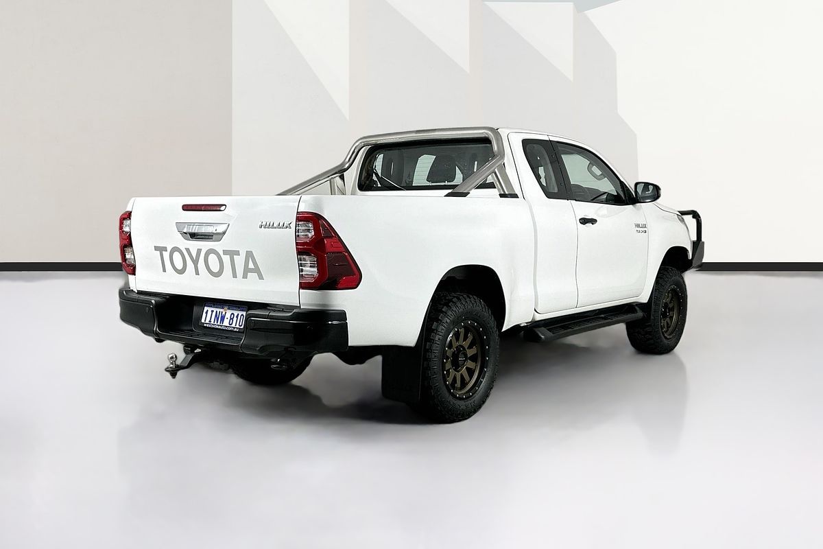 2020 Toyota HILUX SR (4x4) GUN126R MY19 UPGRADE 4X4