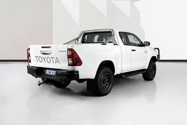 2020 Toyota HILUX SR (4x4) GUN126R MY19 UPGRADE 4X4