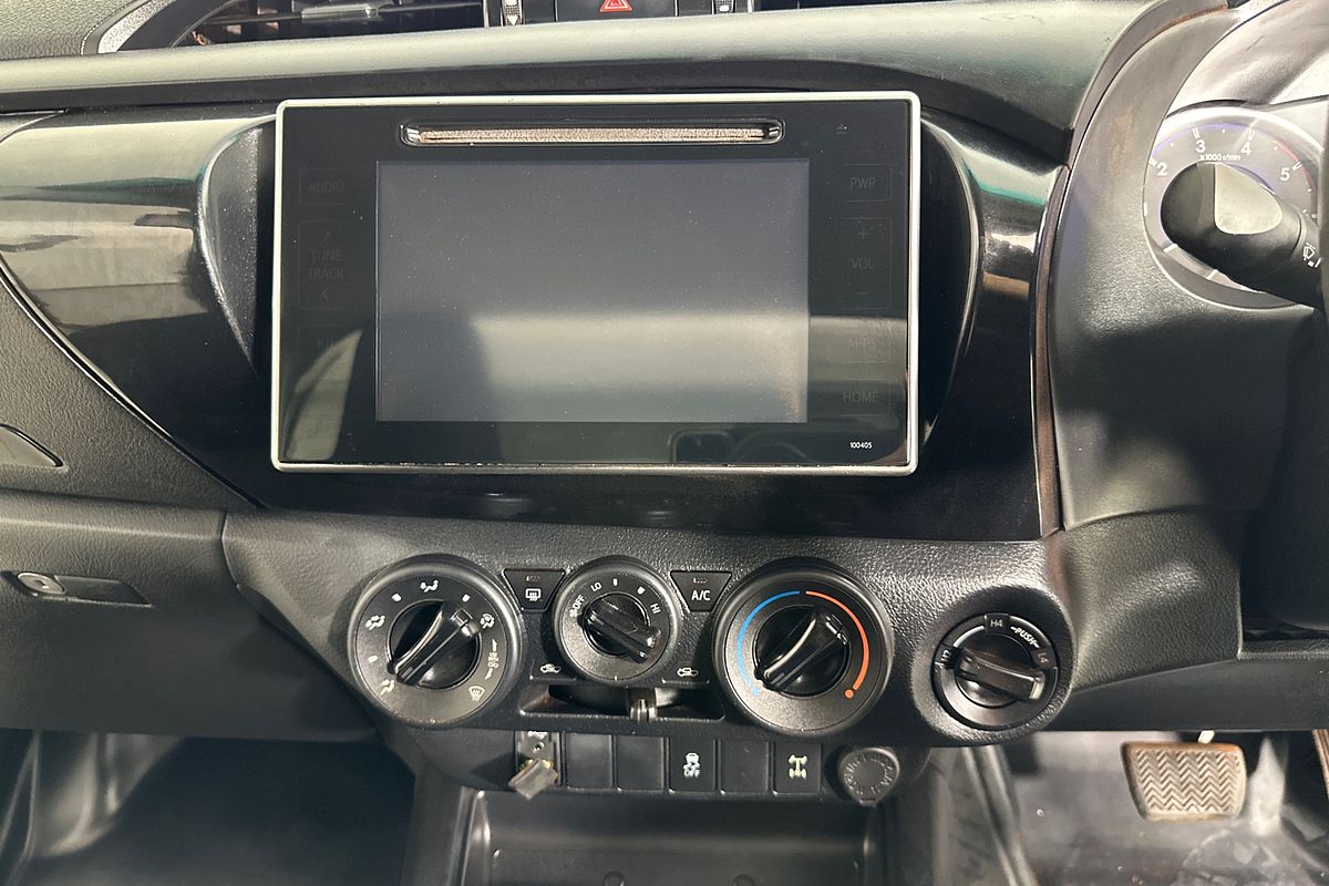 2018 Toyota HILUX SR GUN126R 4X4
