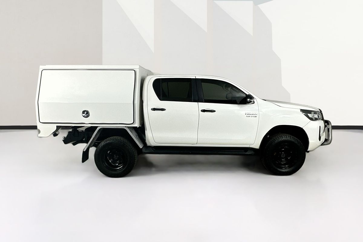 2021 Toyota HILUX SR (4x4) GUN126R FACELIFT 4X4