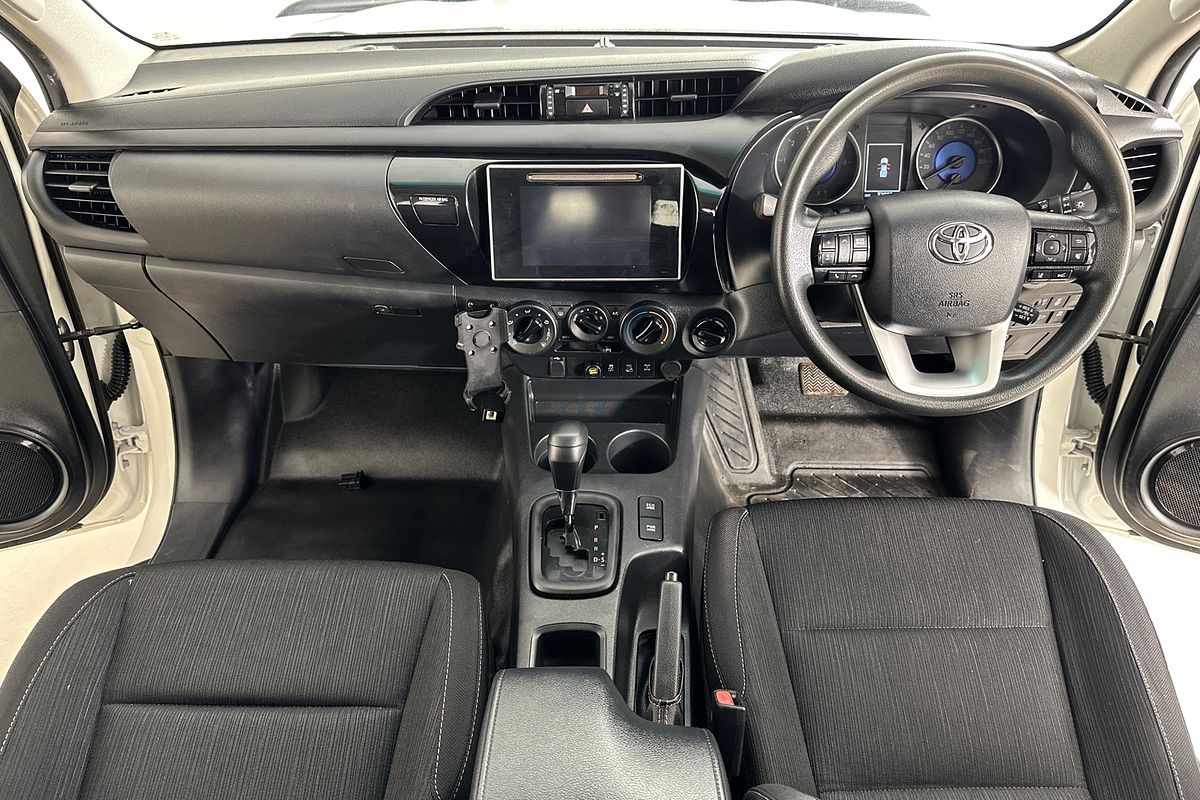 2020 Toyota HILUX SR (4x4) GUN126R MY19 UPGRADE 4X4