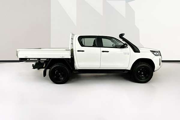 2020 Toyota HILUX SR (4x4) GUN126R FACELIFT 4X4