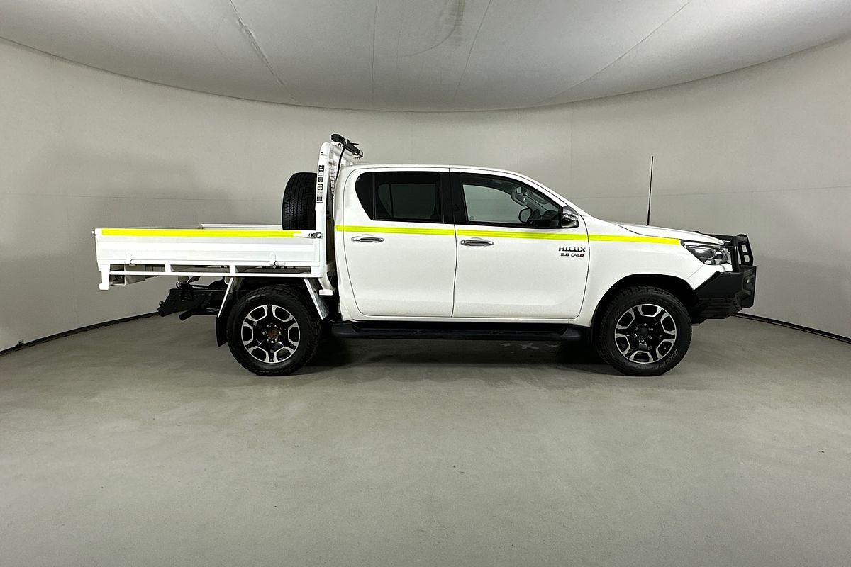 2021 Toyota HILUX SR5 (4x4) GUN126R FACELIFT 4X4