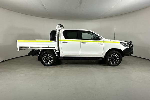 2021 Toyota HILUX SR5 (4x4) GUN126R FACELIFT 4X4