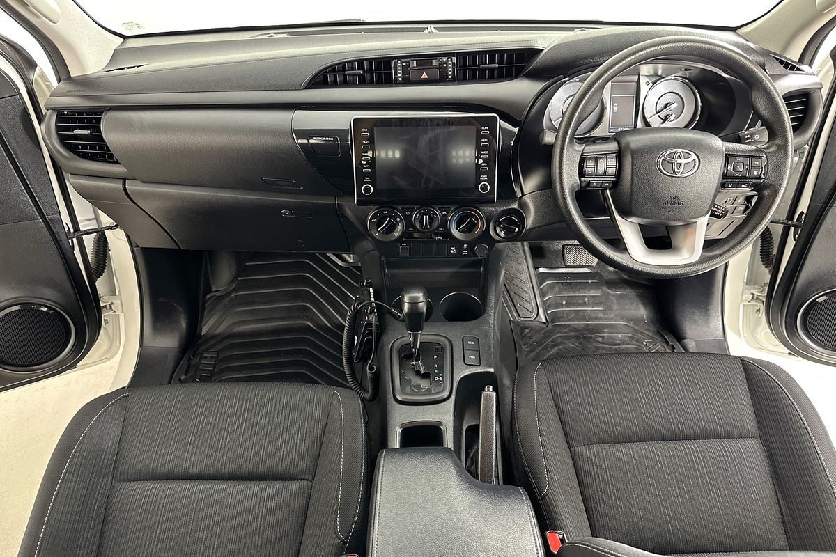 2022 Toyota HILUX SR (4x4) GUN126R 4X4