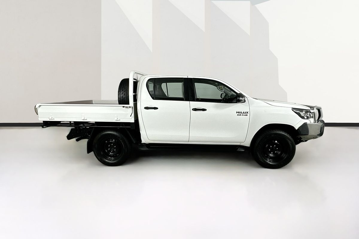 2020 Toyota HILUX SR (4x4) GUN126R FACELIFT 4X4
