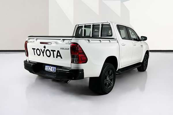 2024 Toyota Hilux SR 48V GUN126R 4X4