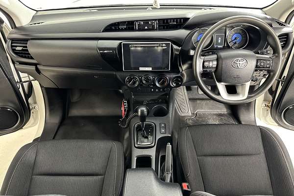 2020 Toyota HILUX SR (4x4) GUN126R MY19 UPGRADE 4X4