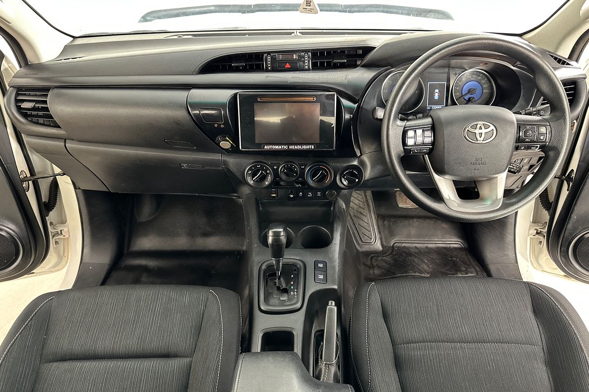 2020 Toyota HILUX SR (4x4) GUN126R MY19 UPGRADE 4X4
