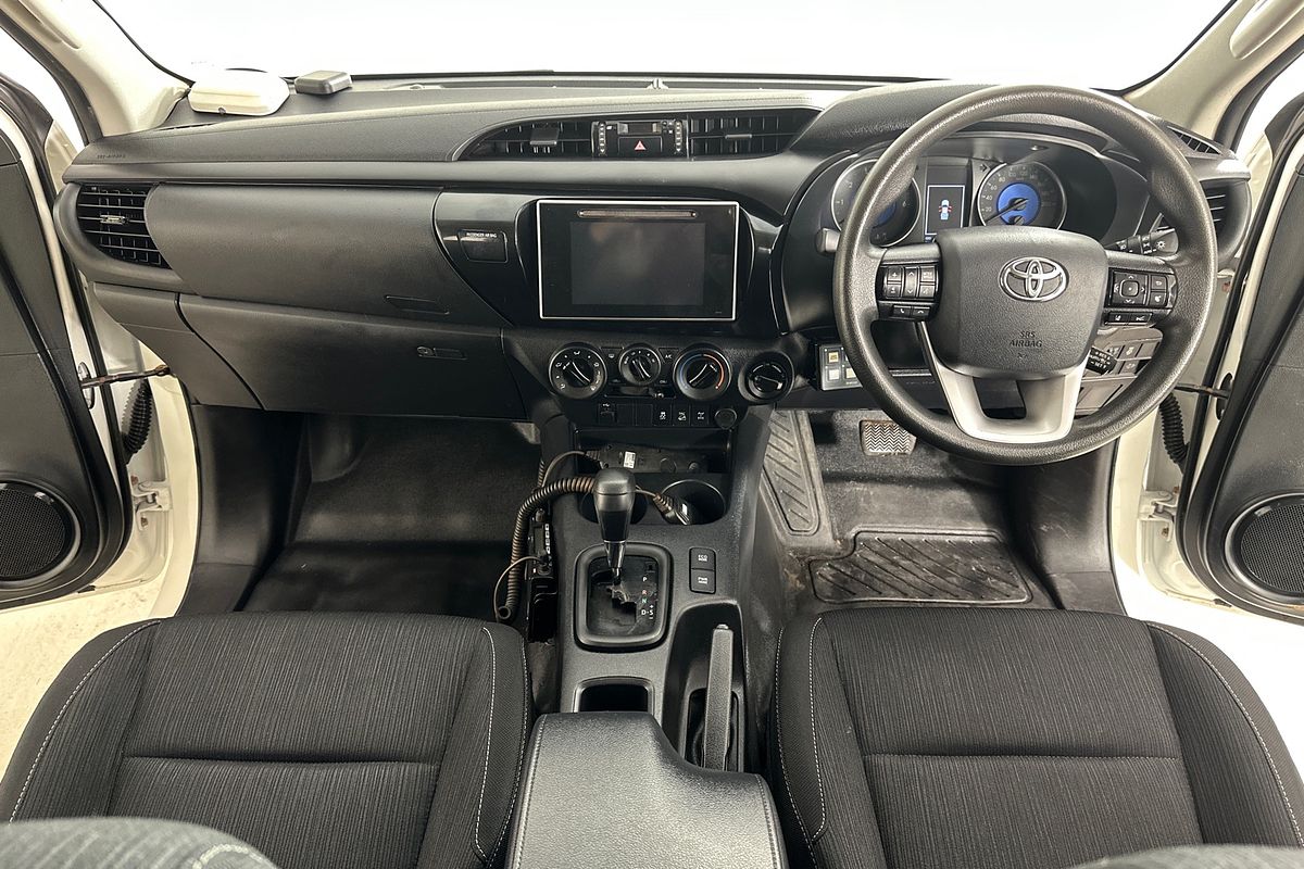 2020 Toyota HILUX SR (4x4) GUN126R MY19 UPGRADE 4X4
