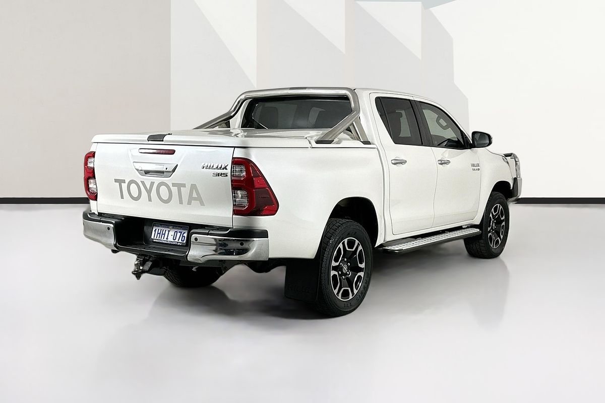 2021 Toyota HILUX SR5 (4x4) GUN126R FACELIFT 4X4