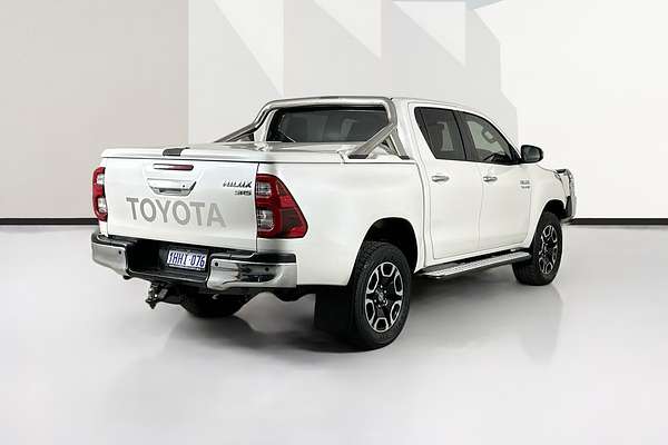 2021 Toyota HILUX SR5 (4x4) GUN126R FACELIFT 4X4