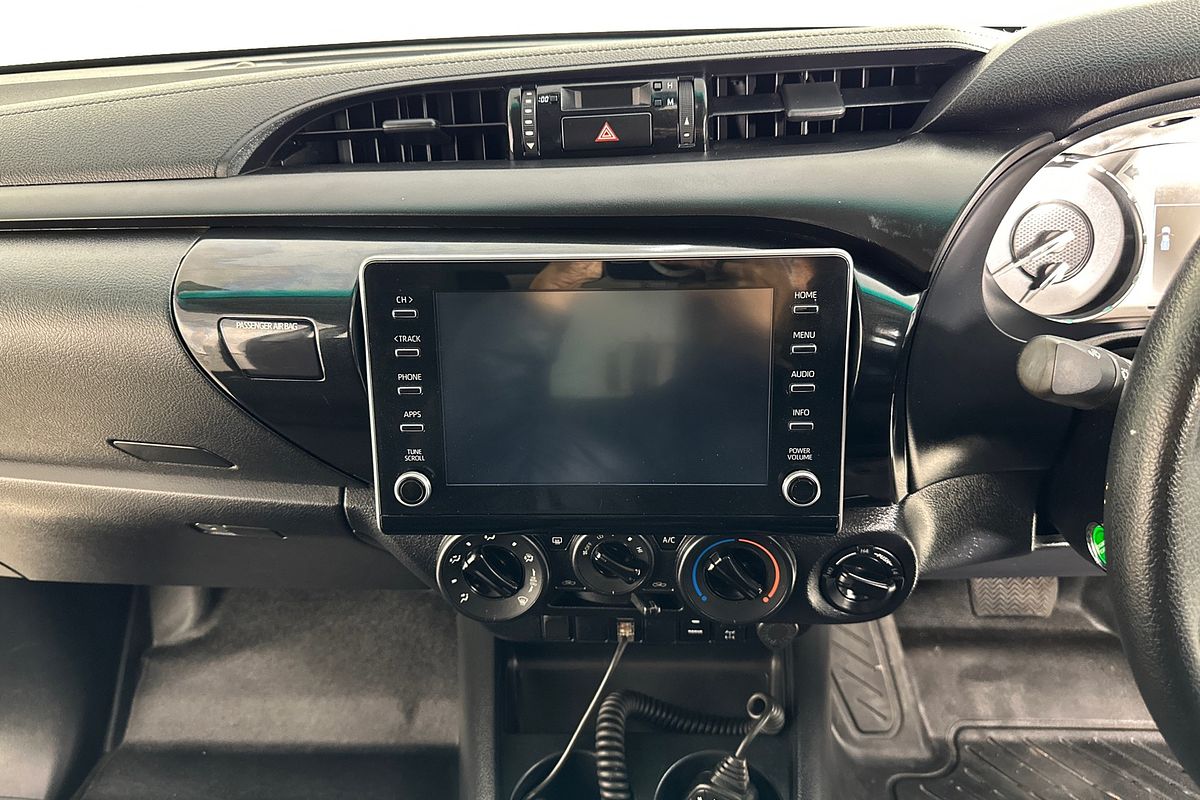2022 Toyota HILUX SR (4x4) GUN126R 4X4