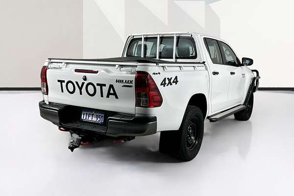 2020 Toyota HILUX SR (4x4) GUN126R FACELIFT 4X4