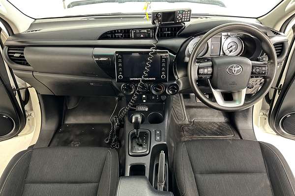2020 Toyota HILUX SR (4x4) GUN126R FACELIFT 4X4