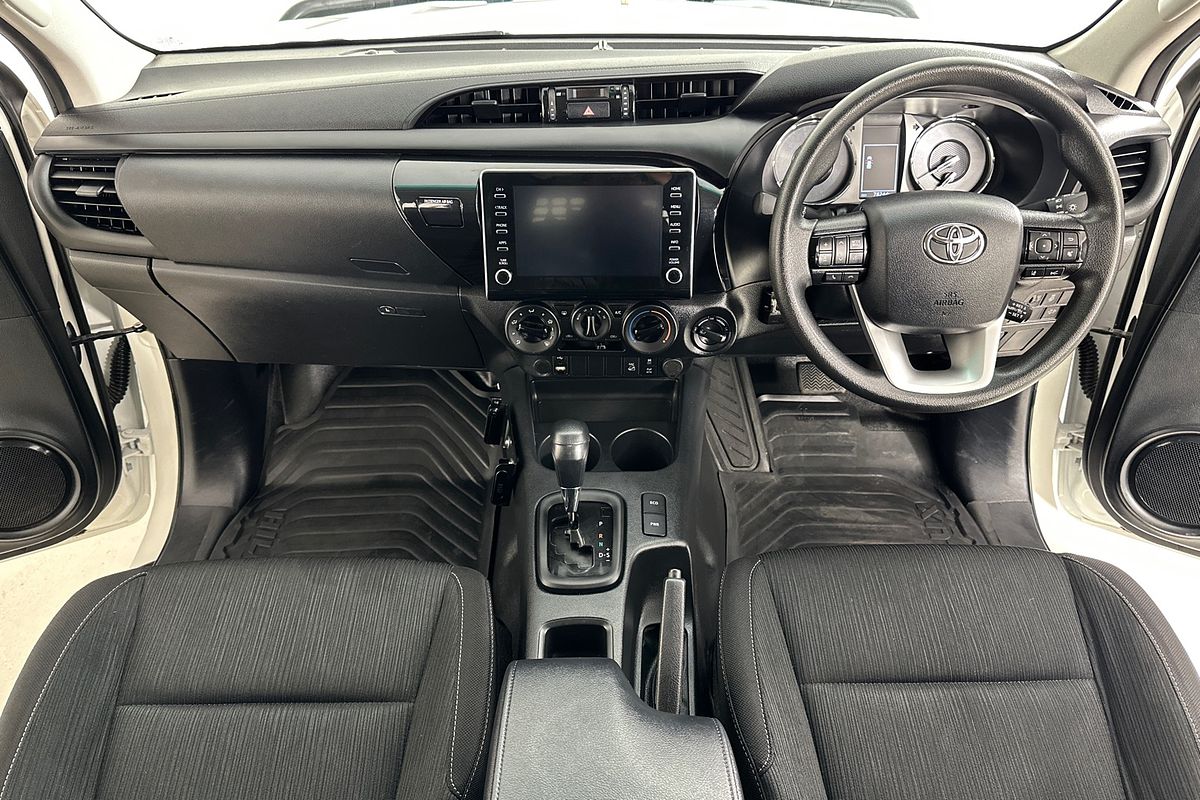 2022 Toyota HILUX SR (4x4) GUN126R 4X4