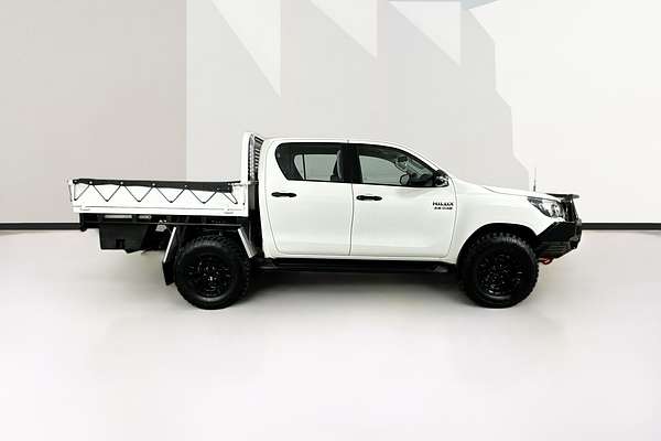 2019 Toyota HILUX SR (4x4) GUN126R MY19 UPGRADE 4X4