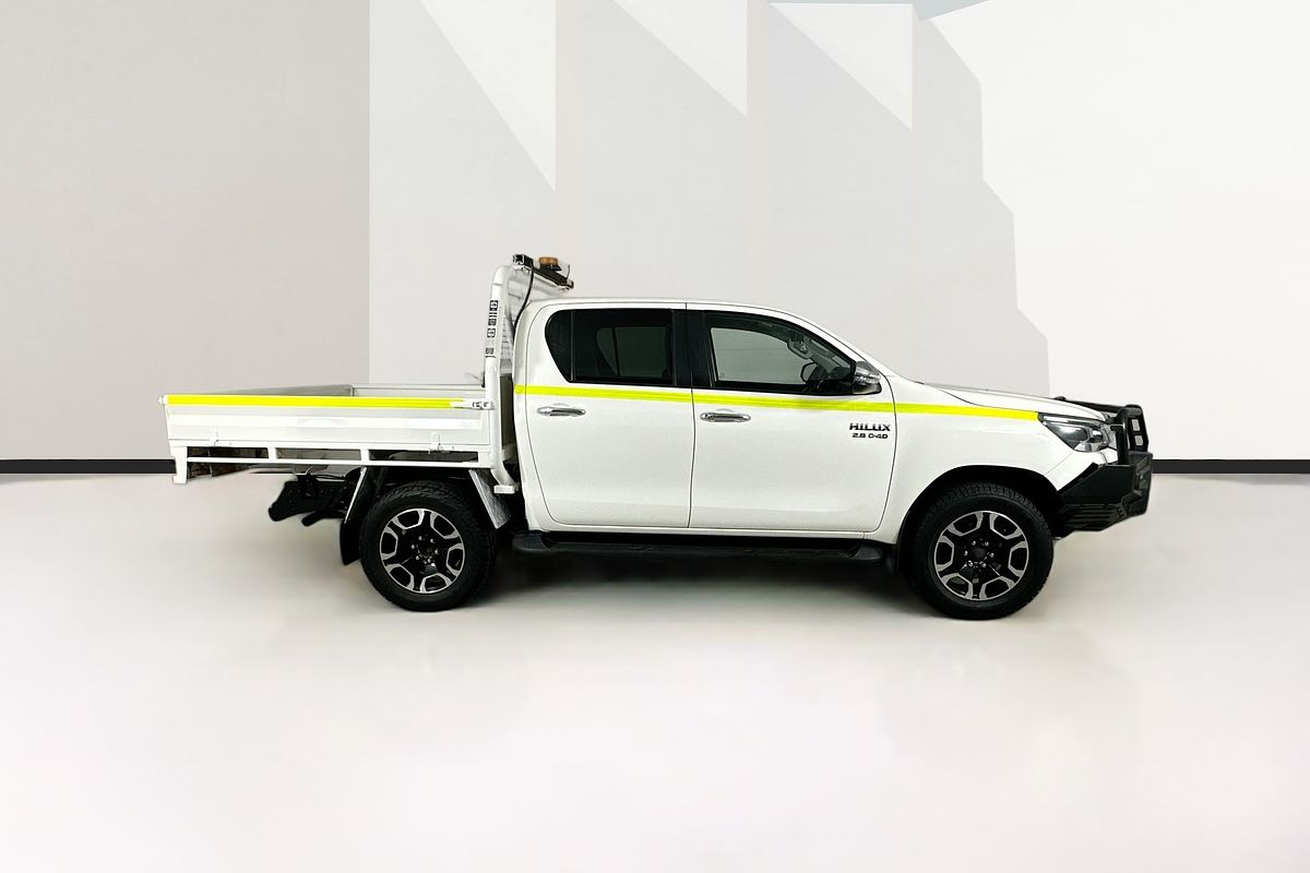 2021 Toyota HILUX SR5 (4x4) GUN126R FACELIFT 4X4