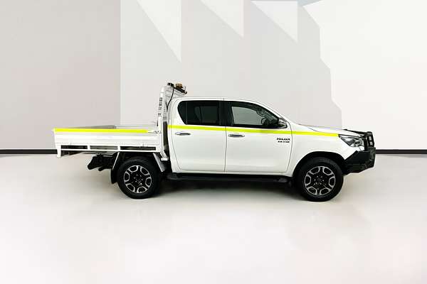 2021 Toyota HILUX SR5 (4x4) GUN126R FACELIFT 4X4