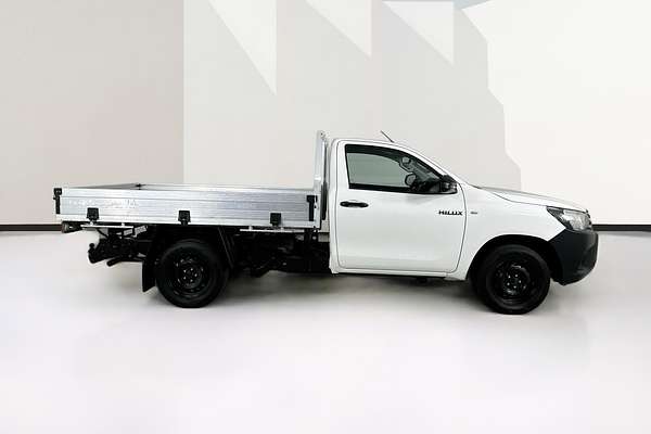 2017 Toyota HILUX WORKMATE TGN121R REAR WHEEL DRIVE