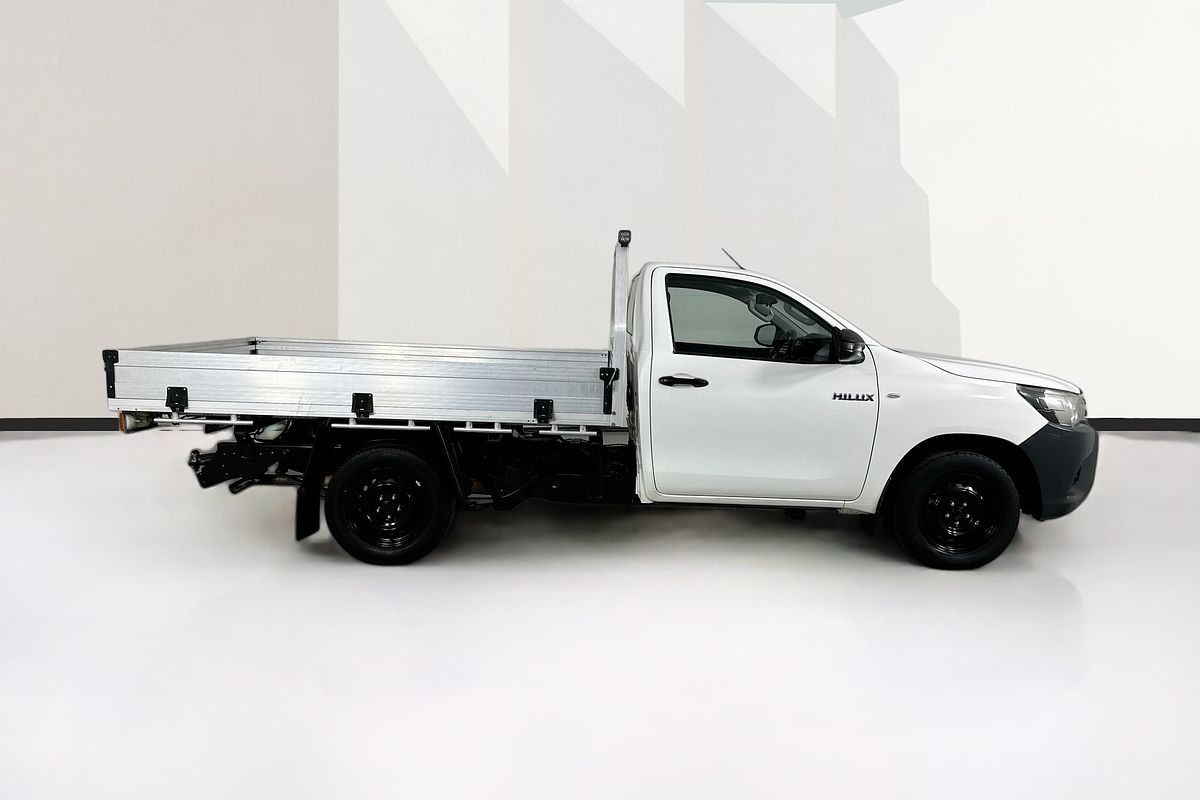 2017 Toyota HILUX WORKMATE GUN122R REAR WHEEL DRIVE