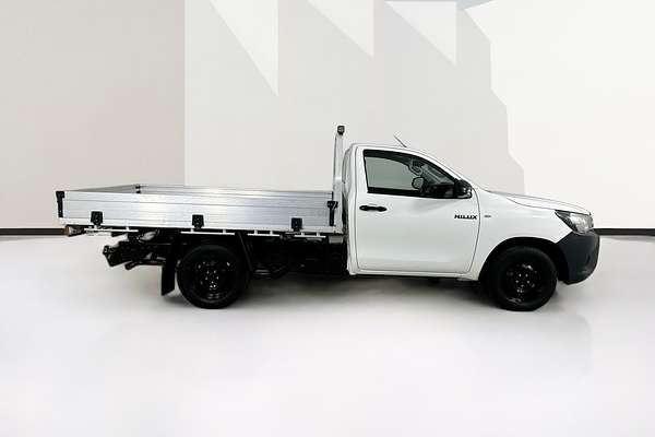 2017 Toyota HILUX WORKMATE GUN122R REAR WHEEL DRIVE