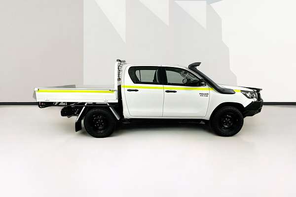 2021 Toyota HILUX SR (4x4) GUN126R 4X4