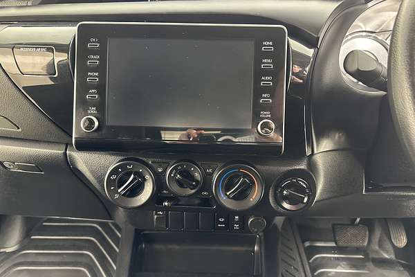 2022 Toyota Hilux SR (4x4) GUN126R 4X4
