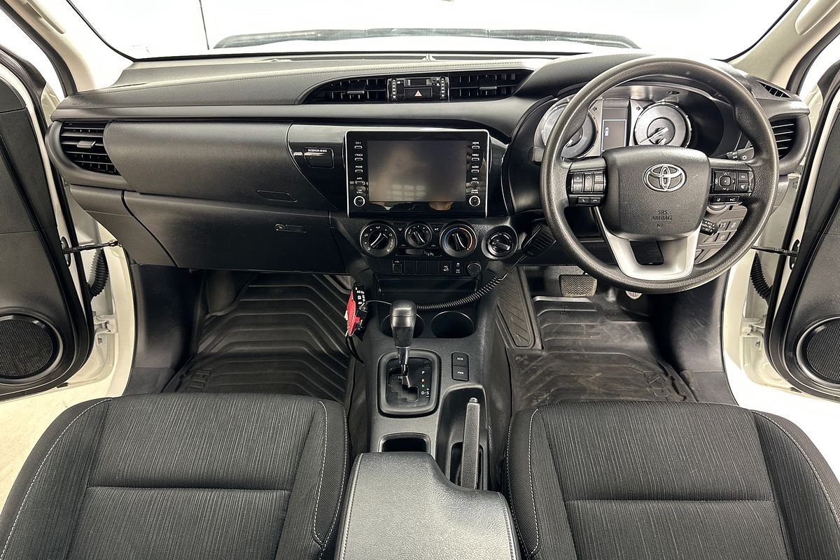 2022 Toyota HILUX SR (4x4) GUN126R 4X4
