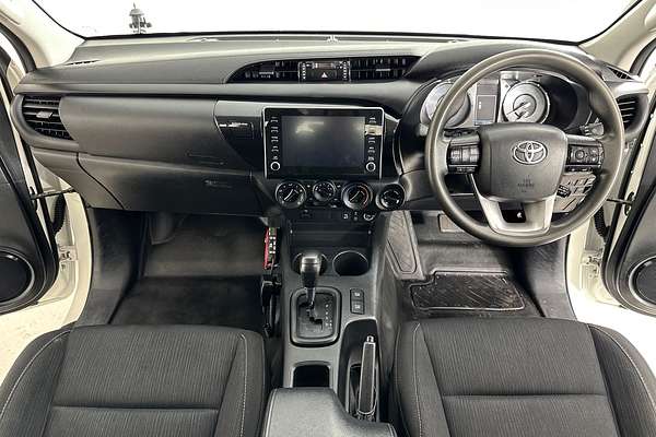 2021 Toyota HILUX SR (4x4) GUN126R 4X4