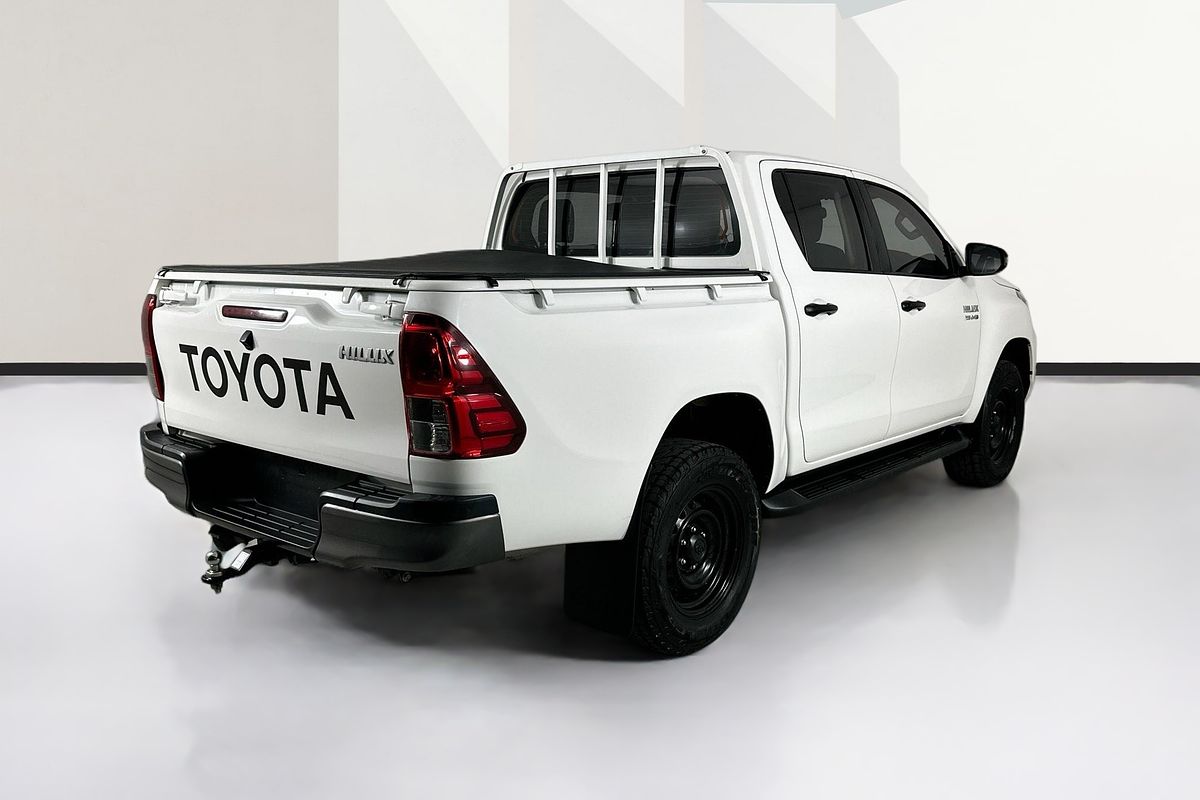 2021 Toyota HILUX SR (4x4) GUN126R 4X4