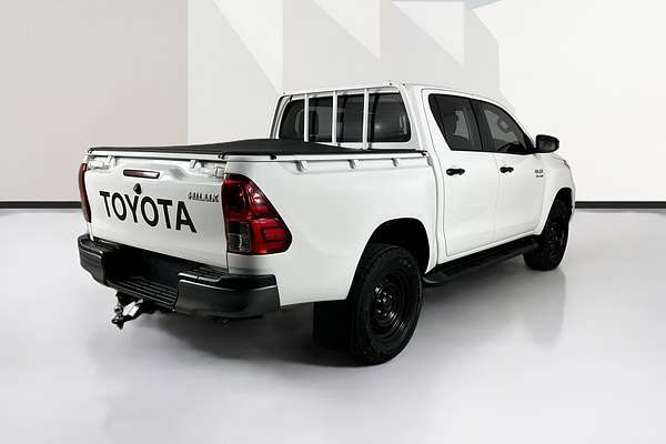 2021 Toyota HILUX SR (4x4) GUN126R 4X4
