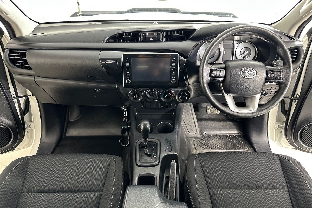 2023 Toyota HILUX SR (4x4) GUN126R 4X4