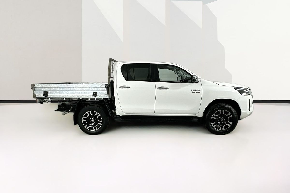 2021 Toyota HILUX SR5 (4x4) GUN126R FACELIFT 4X4