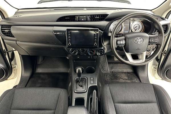 2021 Toyota HILUX SR (4x4) GUN126R 4X4
