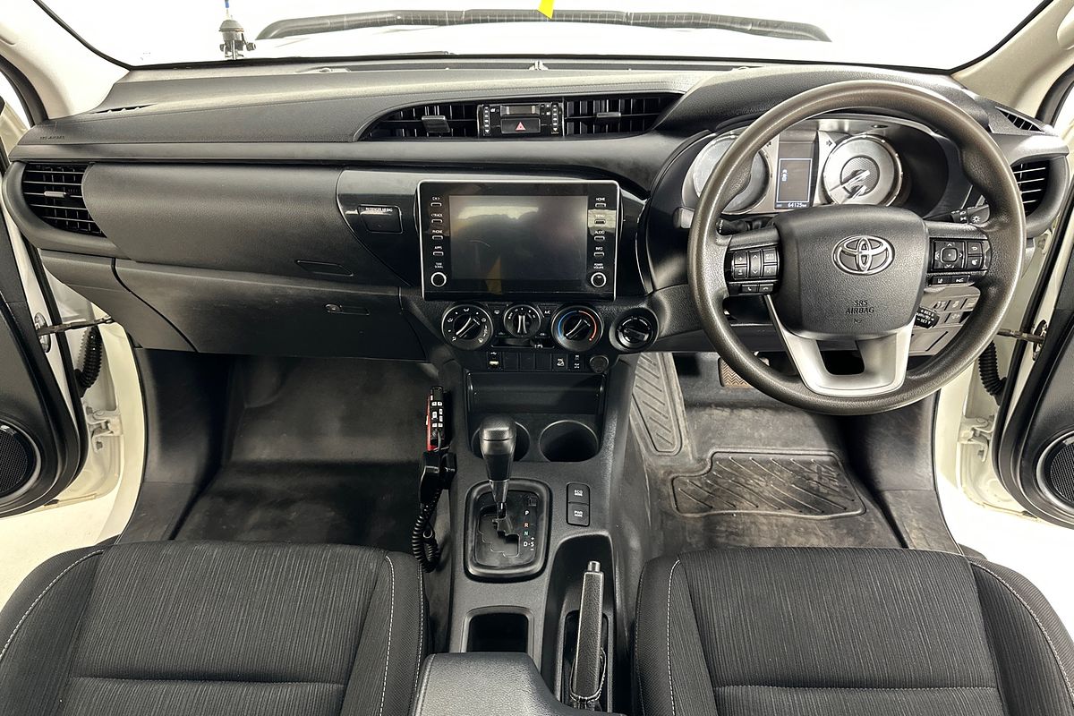 2021 Toyota HILUX SR (4x4) GUN126R 4X4