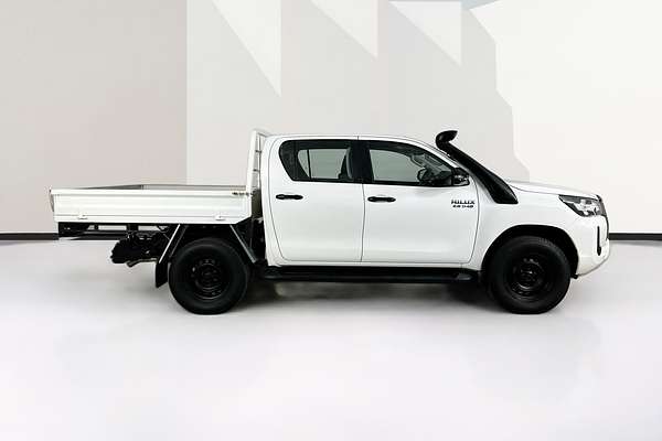 2020 Toyota HILUX SR (4x4) GUN126R FACELIFT 4X4