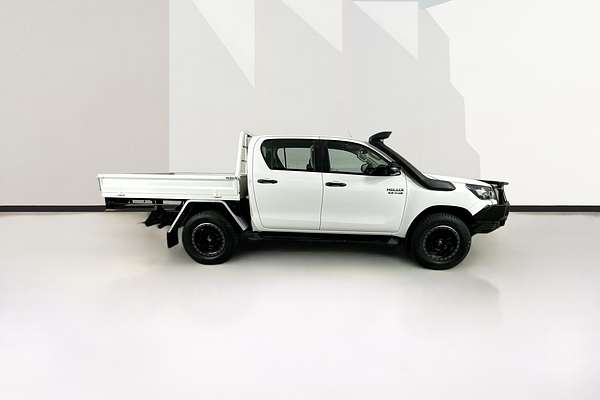 2020 Toyota HILUX SR (4x4) GUN126R FACELIFT 4X4