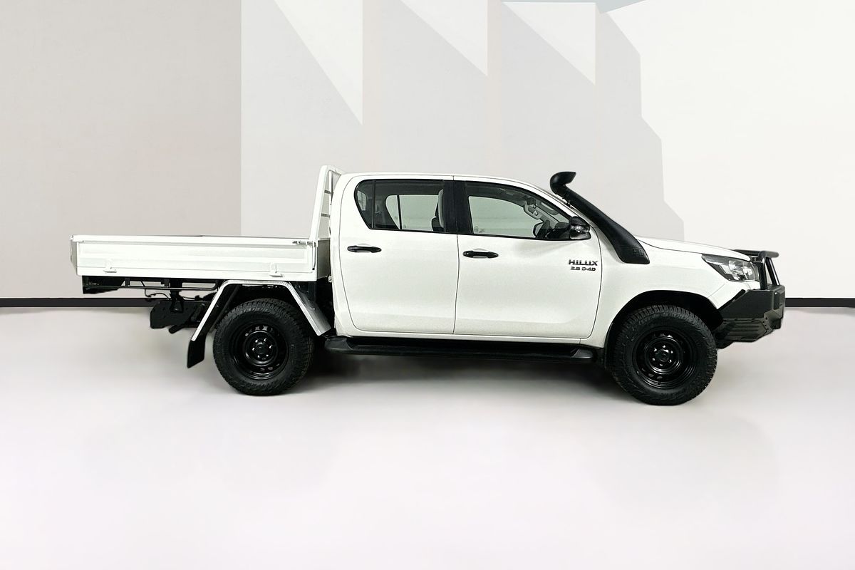 2020 Toyota HILUX SR (4x4) GUN126R FACELIFT 4X4