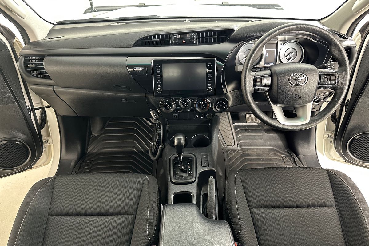 2024 Toyota HILUX SR (4x4) GUN126R 4X4