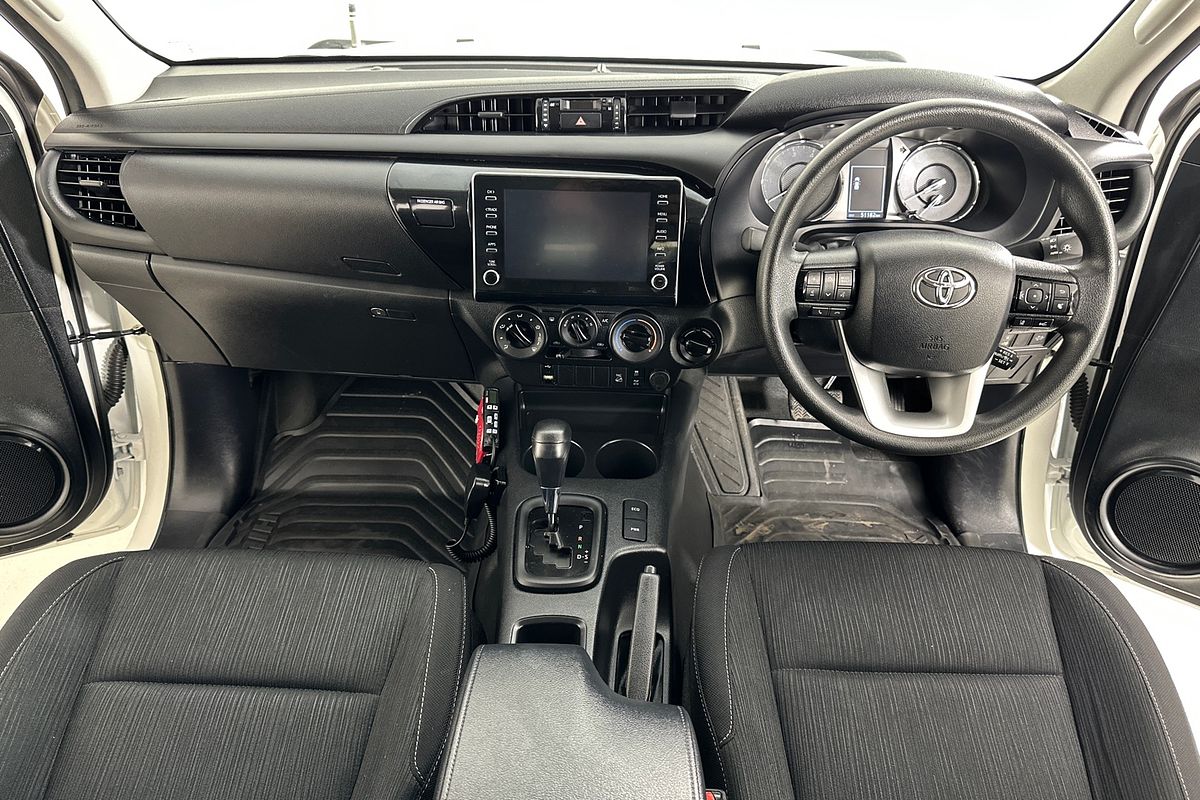 2022 Toyota HILUX SR (4x4) GUN126R 4X4
