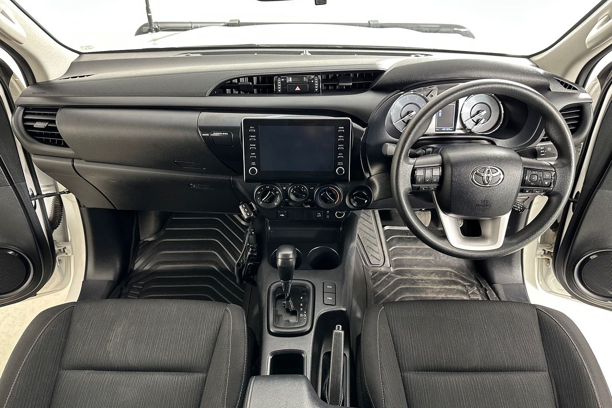 2024 Toyota HILUX SR (4x4) GUN126R 4X4